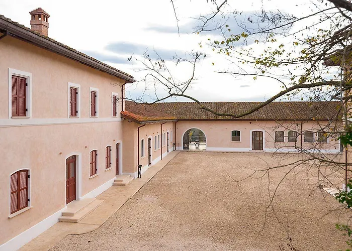 Borgo Pallavicini Mori Çiftlik konaklama Roma
