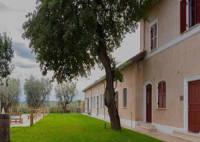 Borgo Pallavicini Mori